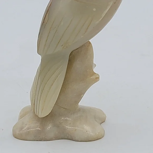 Vintage Carved Stone Toucan Figurine, 1970s Souvenir Collectible - Picture 3 of 11